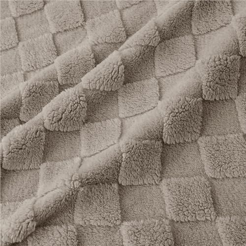 Coova Fleece Throw Blanket For Couch - Soft Fuzzy Fluffy Lightweight Warm Twin Blanket, 3D Checkered Jacquard Cozy Sherpa Blanket For Women,Couch,Bed,Sofa,Chair,Camping,Travel. thumb #4