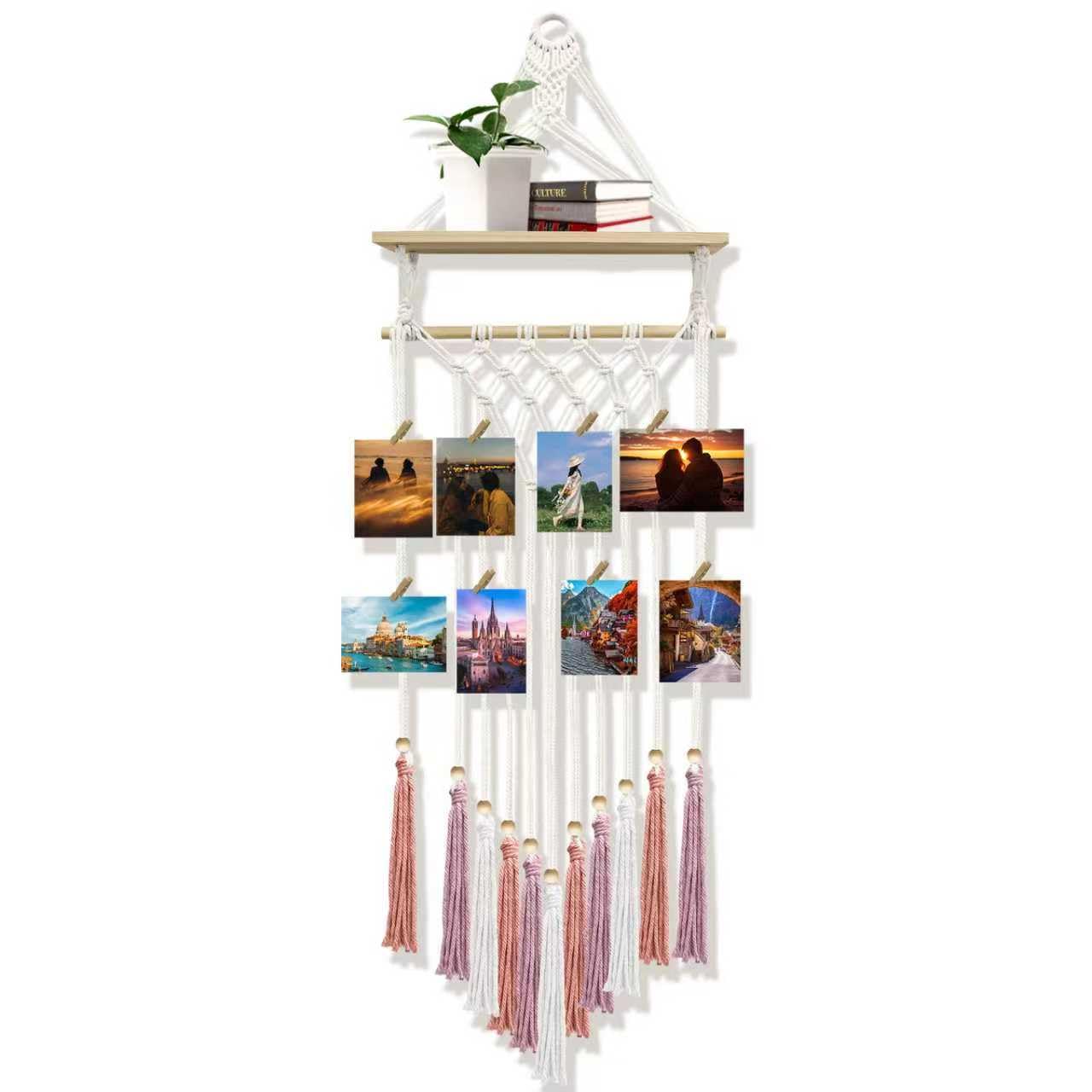 Makramee Wandbehang Bohemian Foto Display Halter mit Holzregal Quasten Dekorative LED Lichterketten Haken 20 Clips Boho Kunst Bild Karte Aufhänger Handgemachte Tapisserie Romantisches