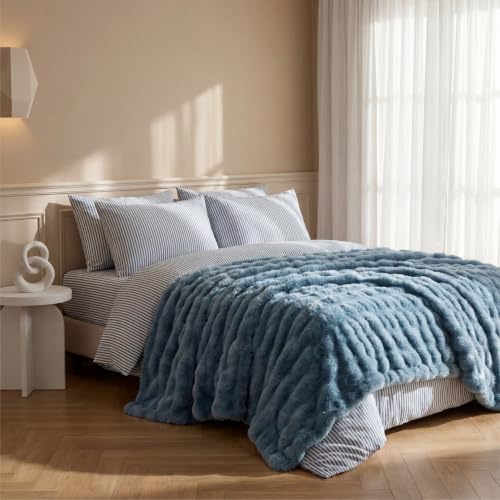 Image of Bedsure GentleSoft Bubble Faux Fur Blankets Queen Size, Fluffy Fuzzy Queen Blanket for Bed, Soft Cozy Faux Fur Bedding for Winter, Thick Warm Plush Bed Cover, Greyish Blue, 90x90
