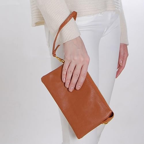 Miniatura 9 de Humble Chic bolsa pequeña de piel vegana, para usar cruzada o cartera con ajuste de pulsera, incluye hombro ajustable y correa para muñeca. Marrón