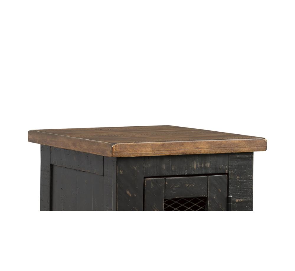 Amazon.com: Signature Design by Ashley Valebeck Rustic Farmhouse