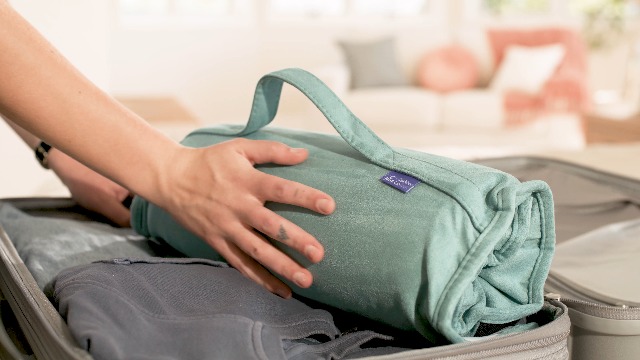 Amazon.com: Cushion Lab Travel Deep Sleep Pillow – Compact Memory