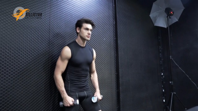 Sillictor ノースリーブ メンズ コンプレッション タンクトップ トレーニングウェア スポーツインナー パワーストレッチ 袖なし アンダーシャツ Uvカット 冷感速乾 国内外の人気集結