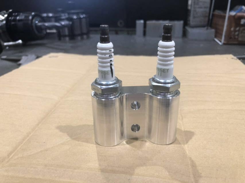 プラグホルダー.希少激レア, 砂型. 14mm レンチ付き GS400 ハーレー プラグホルダー.希少激レア, 砂型. 14mm レンチ付き GS400