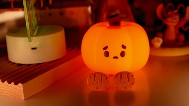 Luce notturna in silicone a forma di zucca: luminosità dimmerabile a 3 livelli, lampada da comodino ricaricabile a luce soffusa, decorazione perfetta per l'allattamento, i bambini, i neonati, le stanz