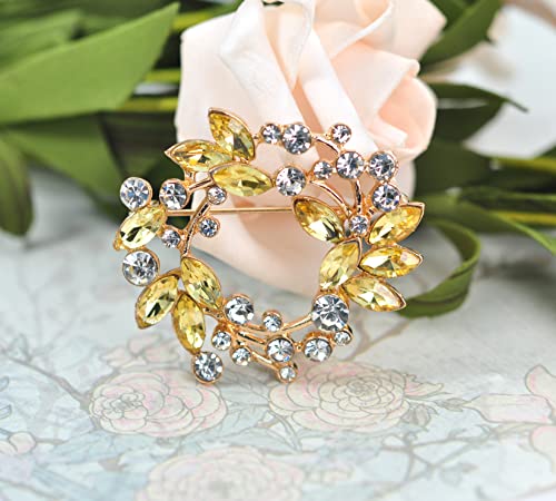 Image of Gyn&Joy Clear Crystal Rhinestone Floral Wreath Pin Brooch BZ005