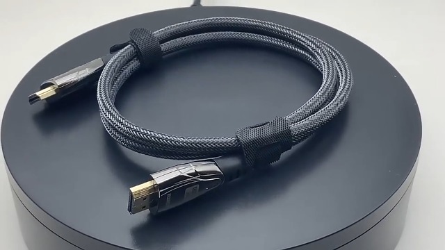 Reagle DisplayPort Kabel 1.4 DP 8K@60Hz 4K@144Hz 2K@240Hz, FreeSync, G-Sync Display Port für Gaming Monitor Grafikkarte, 32,4 Gbit/s HDR10, VESA-Zertifiziert, Aluminium Legierung & Nylon (1,5m