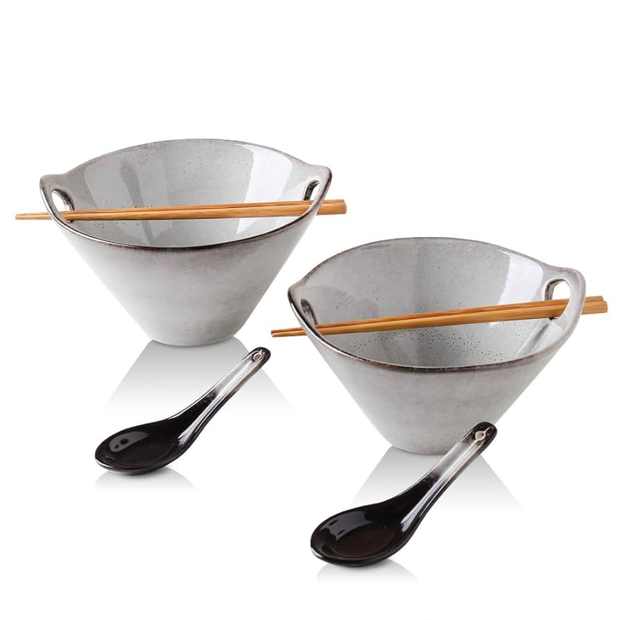 小物 SRL. SMALL BOWL / CHOPSTICKS & SPOON SET Dragon Ball Z Ramen Bowl with Chopsticks and Spoon | BoxLunch