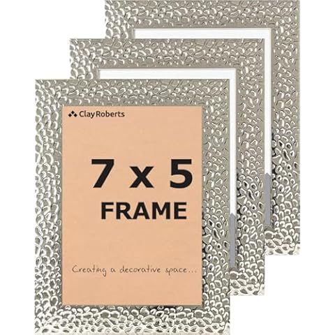 Clay Roberts Silver 7x5 Picture Frame Set Cover
