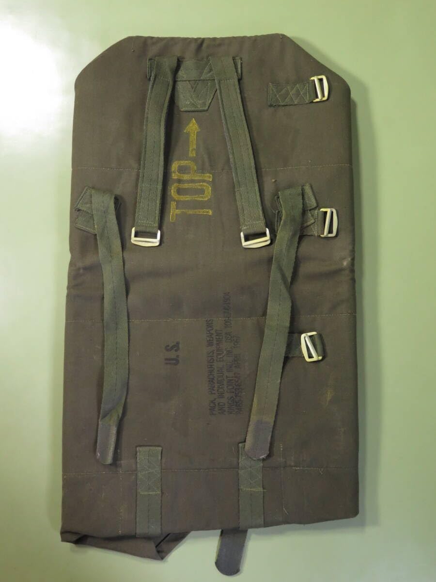 中国軍　パラシュートバック　実物 MILITARY 実物 新品 デッドストック チェコ軍 OVP80