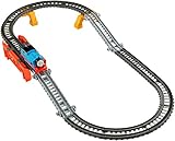 Thomas puede ir por una pista plana con un túnel o por una pista elevada con un puente
