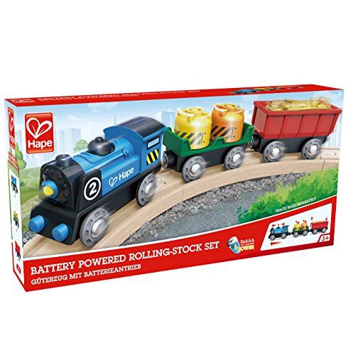 Hape Eisenbahn Güterzug - aus Holz, mit Batterieantrieb, Zubehör für Eisenbahnwelt & Holzschienen, Magnet-Zugset für Holzeisenbahnen… – Ansicht 5