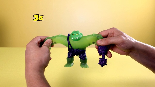 Amazon.com: Heroes of Goo Jit Zu Meteor Madness, Stretchy Rock Jaw