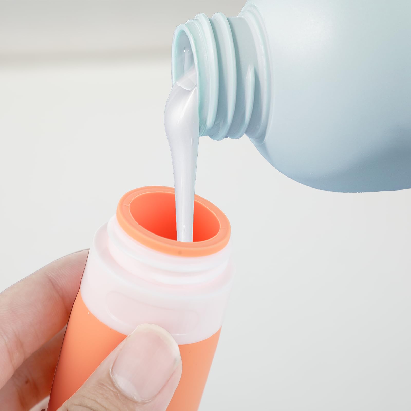 Bottiglie da Viaggio in Silicone Set - 18 Pezzi Contenitori da Viaggio - Kit da Viaggio per Aereo - Accessori per Flaconi da Viaggio - Per Shampoo/Liquidi/Lozione