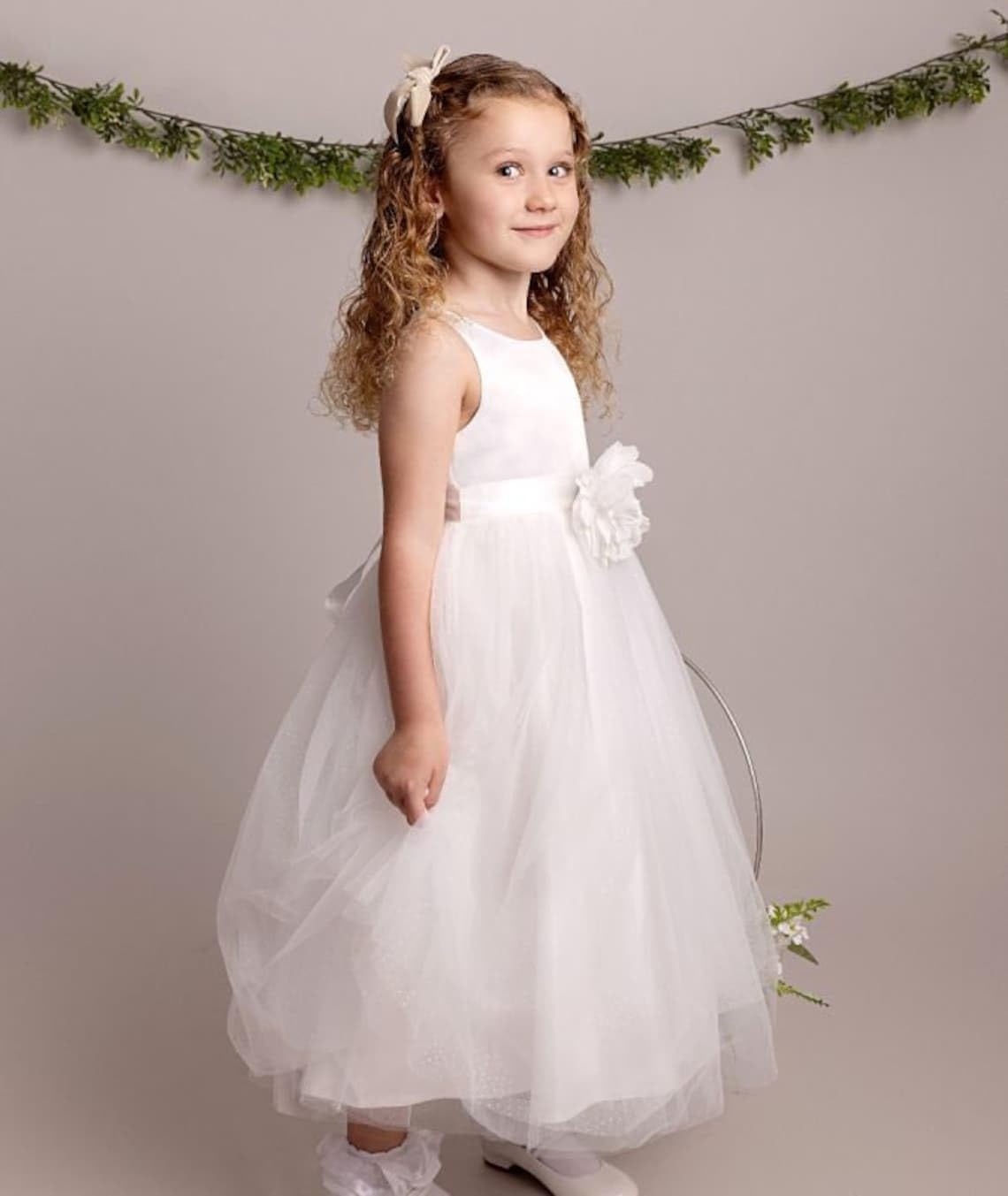 SIRRI Vestido Marfil con Apliques Florales para Bebé y Niña Bautizo y Eventos Especiales tamaño 18-24 Meses
