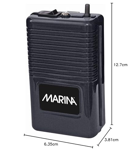 Marina 11134 Batterie Durchlüfterpumpe für Aquarien, verlässliche Back-up Luftquelle, mit Luftschlauch 45cm,und Austströmerstein, Schwarz