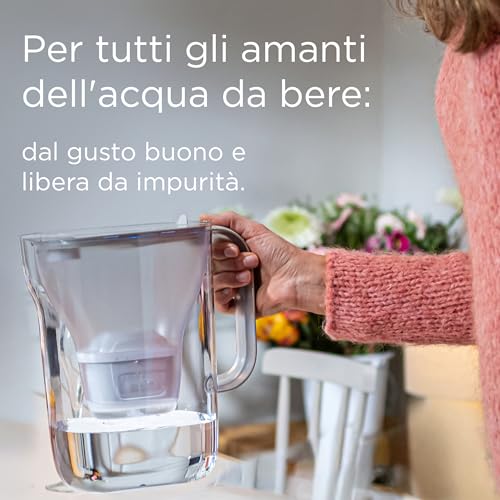 BRITA Dzbanek do wody Style Essential biały (2,4 l) w zestawie 1 x Brita MAXTRA PRO Pure Performance – dzbanek nadaje się do lodówki z Smart Light LED i pokrywą na zawiasach, filtruje zanieczyszczenia