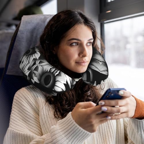 Almohada de viaje con diseño en negro y blanco miniatura 6