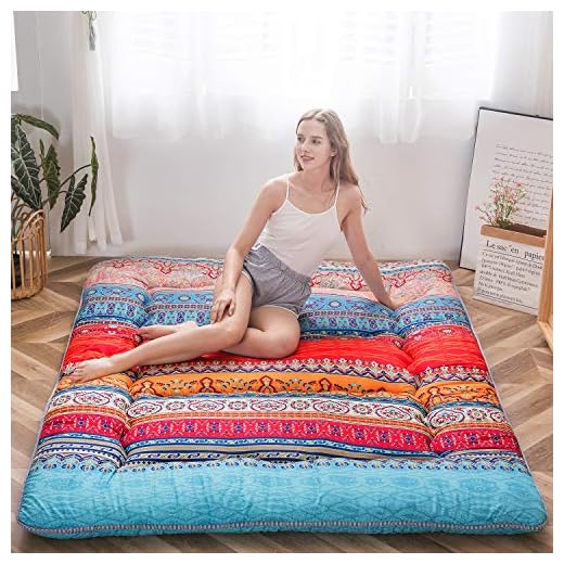MAXYOYO Bohemian Retro Mattress Vintage Floral Japanese Futon Roll Up Tatami Floor Mat Foldable Bed Portable Camping Mattress Sleeping Pad Floor Lounger Couch Bed Full Size
