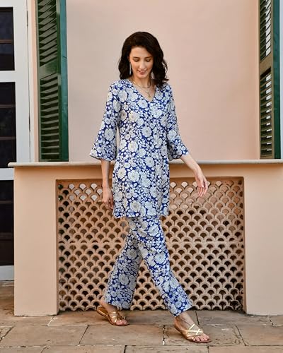 Image of NAINVISH Women's Pink & White Printed Straight Cotton Blend U-Neck Co-ord Set (SD659 KB (3)