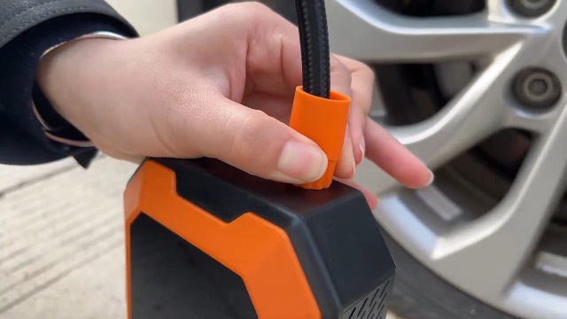 Amazon | ジャンプスターター 空気入れ 8000A 25000mAh 車用エンジン