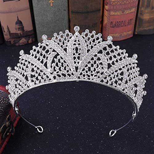Tiara nupcial de strass para bodas exclusivas y banquetes de gala elegantes
