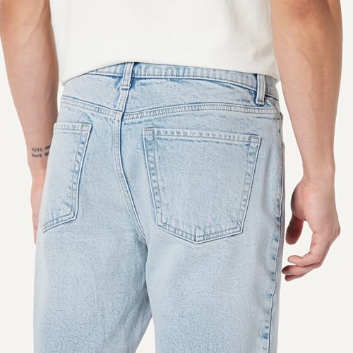 Image of Amazon Essentials Men's Heavyweight Stretch Straight-Fit Jean Shorts