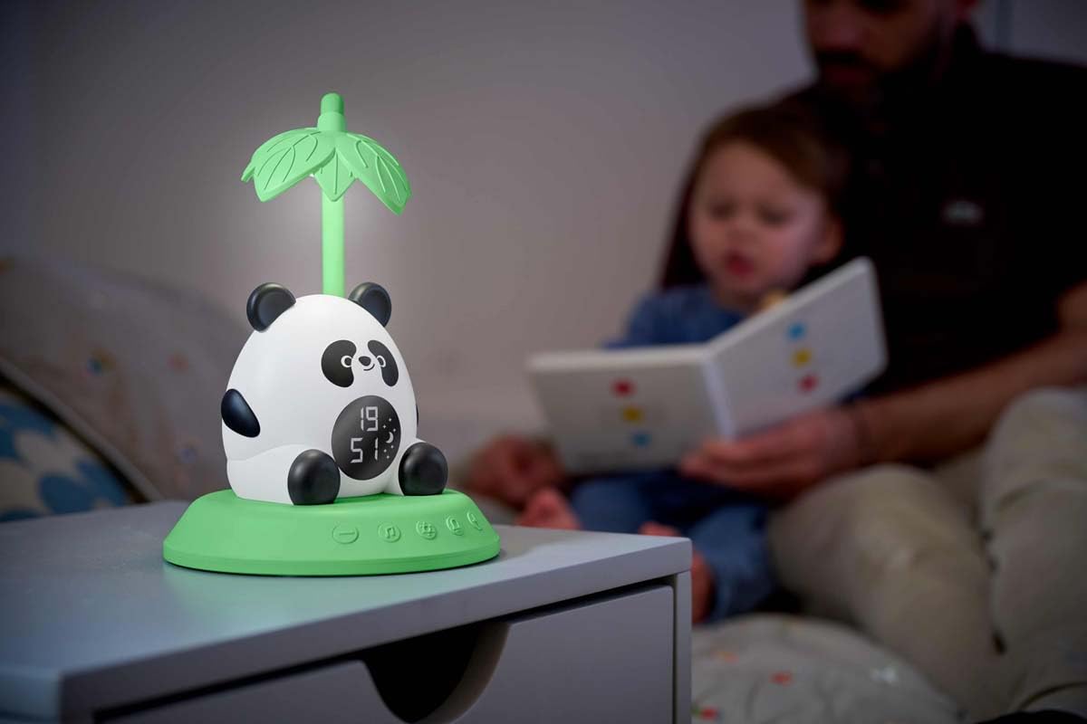 BigBen SLKIDSPANDA - Despertador Infantil Educativo con luz guía quitamiedos Intensidad Regulable, Temporizador, 6 melodías, Verde