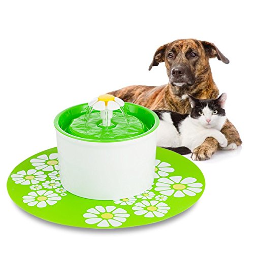 Aosnow ペット給水器 猫 自動給水器 水飲み器 犬用 猫用 循環式給水器 軟水化フィルター ペットファウンテン 活性炭フィルター 1.6L大容量 BPAフリー 日本語取扱説明書 お留守番 短距離旅行 出張に最適 (グリーン)