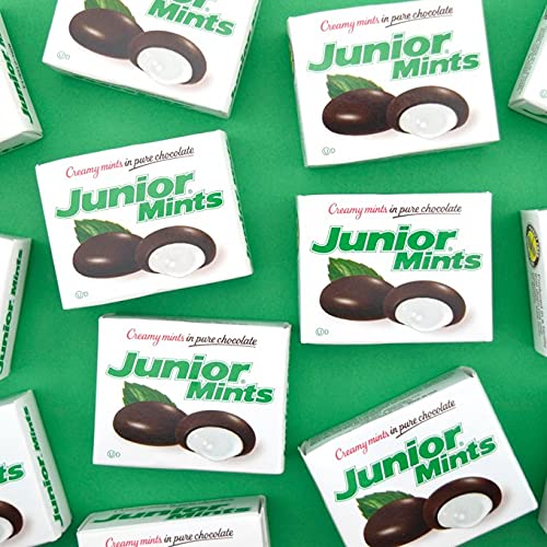 Vista 4 de Tootsie Rolls Junior Mints - Mentas cremosas en caramelo de chocolate puro - Mini caja de mentas a granel (3 libras)