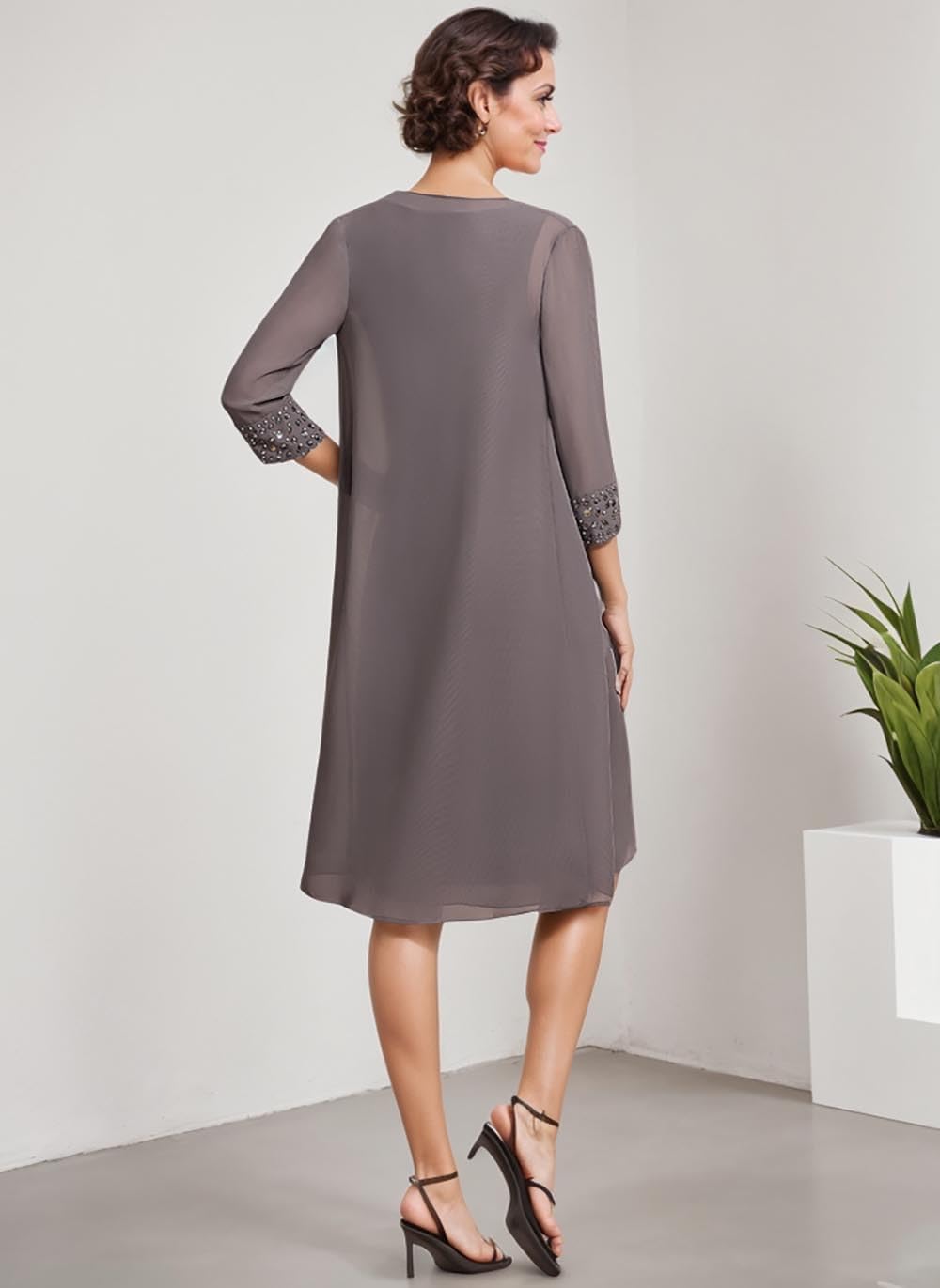 Short Mother of The Bride Dresses for Women 2 Pieces Formal Dress with Jacket Beads Evening Gown