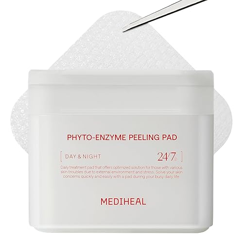 MEDIHEAL Phyto Enzyme Peeling Pad - Vegan Face Resurfacing Gauze Pads with LHA & Papaya Enzym - Pore Tightening to Control Sebum - Exfoliating for Dead Skin Cells, 90 Pads - Phyto Enzyme - 90 count (Pack of 1)