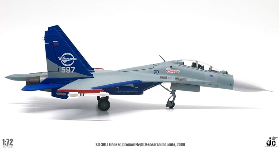 ダイキャスト 1/72戦闘機 Amazon.co.jp: ダイキャスト 1 72 模擬空戦 MK2 Su-30 戦闘機
