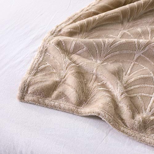 Whale Flotilla Fleece Throw Blanket For Couch, Soft Fluffy Sofa Bed Blanket With Vintage Pattern For All Season, Warm And Lightweight, 50X60 Inch, Champagne #TOP7