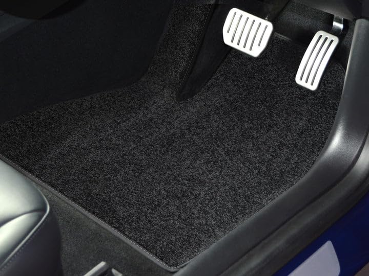 Tailored Car Mat Set Compatible/Replacement for Nissan Navara (2016 - date)(NP300) Ultimate Carpet Mats In Black, Super, Super Hard Wearing, Non-Slip