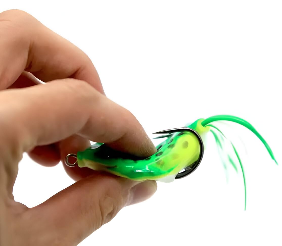 Soft Fishing Frog Lure Artificial Bait for Fishing Topwater Bass Trout Fishing Lures Realistic Prop Frog Soft Swimbait Floating Bait with Weedless Hooks for Freshwater Saltwater Pack of 1pcs 1