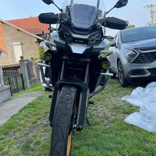 Cache calandre phare CF 800MT pour sécuriser vos road-trips