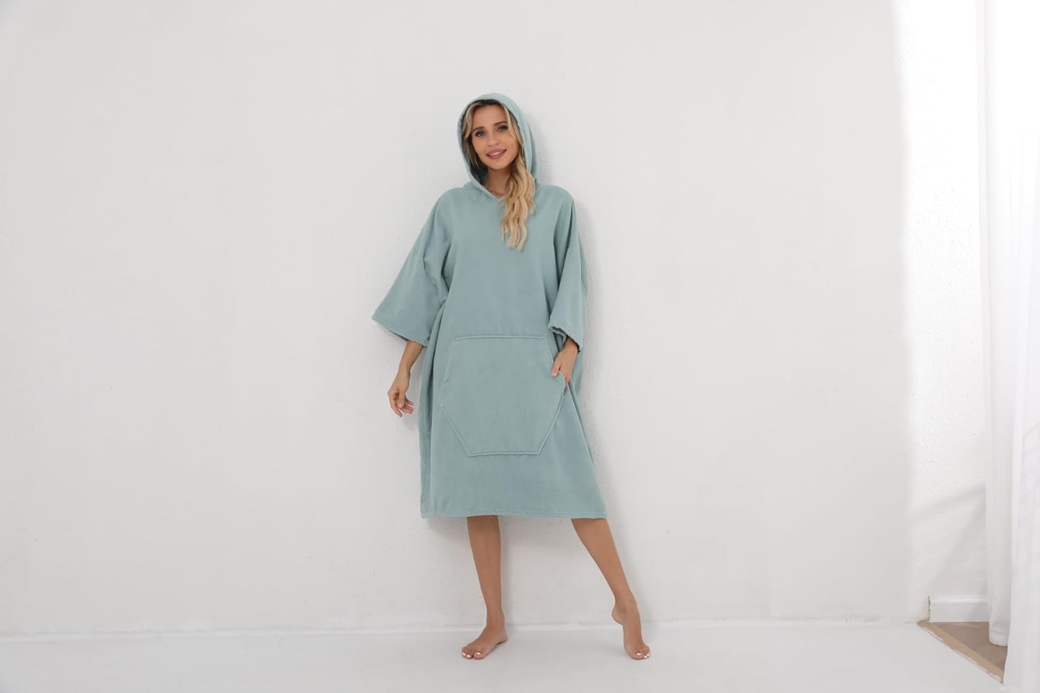 Surf Poncho Hooded Towel for Adults Quick Dry Beach Changing Robe with Pockets, Unisex Swim Cover-Up, Grass Tail Green Bath Towel for Surfers & Swimmer Gifts
