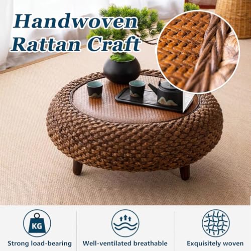 Table basse en rotin stable pour petits salons avec coussin de sol