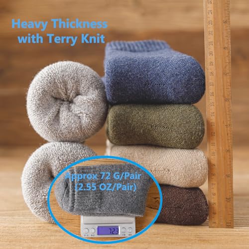 Image of MAGIARTE Womens Boot Wool Socks Christmas Gift Pack Winter Thick Warm Vintage Cozy Crew Socks for Women 3 /4 /5- Pack