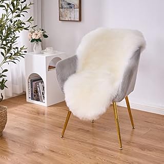 DERWENT Luxury Sheepskin Rug,Genuine New Zealand Animal Skin Rugs for Bedroom, Premium Soft Lambskin Living Room Decorative Rug (Lvory.2x3)