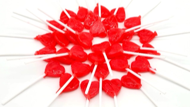 Amazon.com : Fruidles Lollipops Mini Red Heart Shaped Strawberry