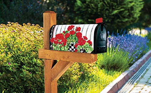 Mailwraps Studio M Geranium Flowers Decorative, The Original Magnetic Mailbox Cover, Made In Usa, Superior Weather Durability, Standard Size Fits 6.5W X 19L Inch Mailbox #TOP2