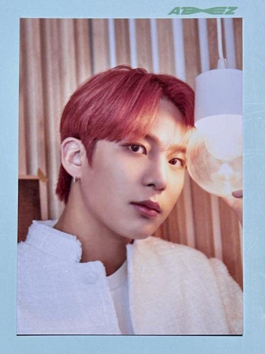 Amazon.co.jp: ATEEZジョンホフォトポップアップストアInto the A to Z