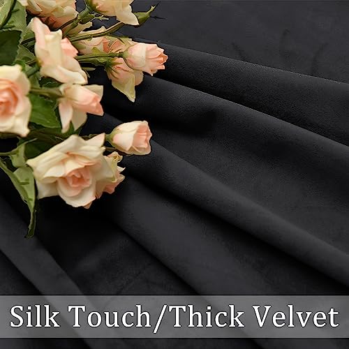 Rideaux en velours noir pour salon et chambre : ambiance cocooning