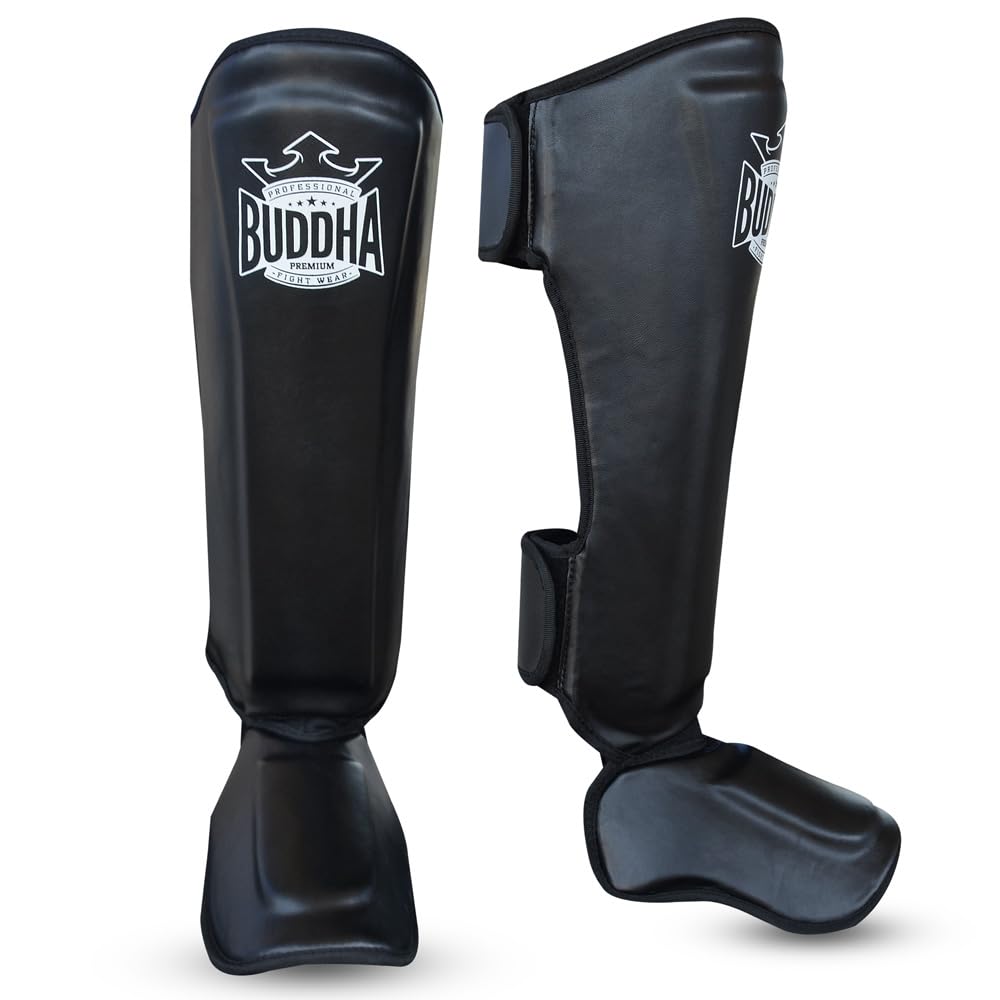 BUDDHA FIGHT WEAR – Episches Modell der Schienbeinschoner für Muay Thai, MMA und Kickboxen – Hergestellt aus Kunstleder der neuesten Generation – Widerstandsfähigere & verstärkte Nähte –Schwarz –XL