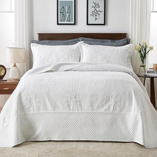 Qucover Oversized King Quilt 120x120, 3 Piece Oversized King Bedspread, Soft Microfiber California King Quilt Set, Vintage Pattern, Extra Large Bed Spreads King Size Oversized, with Shams, White