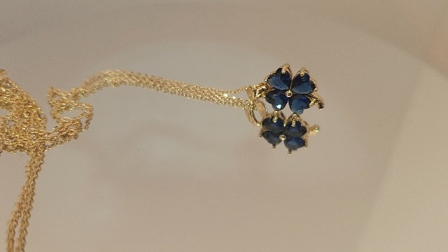 Donne 18Ct Placcato Oro Cristalli Di Zirconi Trifoglio