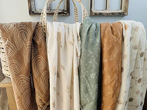 Leyl&Ari Muslin Swaddle Blanket | 70% Bamboo 30% Organic Cotton Baby Boy Girl Blanket | Gender Neutral Newborn Essentials (Sage/Bunny & Dandelion) #TOP3