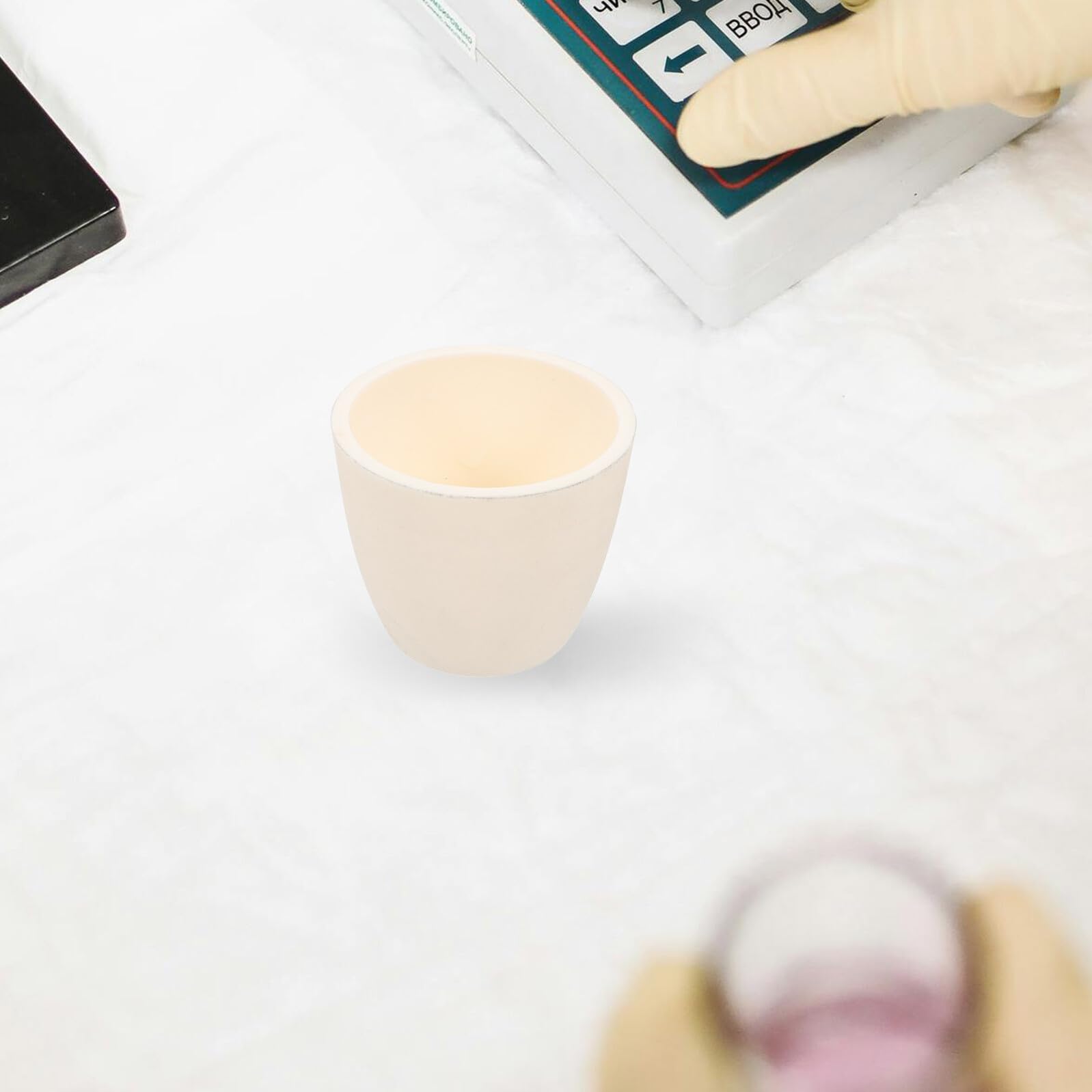 PLAFOPE Crogiolo Ceramico Resistente al Calore e All'usura in Ossido di Alluminio 99% Adatto per Fusione e Analisi Scientifiche Capacità 10ml per Laboratorio e Ricerca